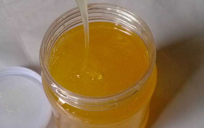 蜂蜜水的作用与功效及正确喝法