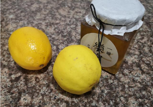 蜂蜜柠檬水减肥的做法和技巧