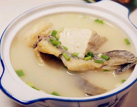 泥鳅炖豆腐 保护血管促进骨骼