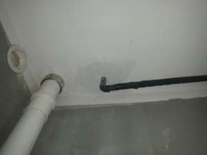 楼上卫生间漏水怎么办，卫生间漏水怎么维修