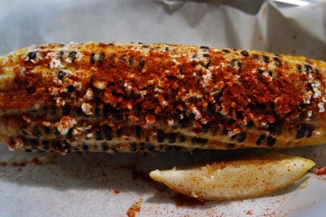 玉米芯在韩国成了热销美食，一根卖到2元，它都有什么作用？