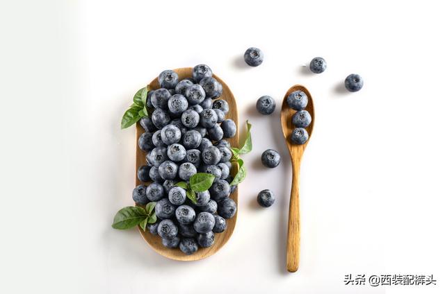 云南种了3000亩蓝莓，产量是山东的8倍，价格是湖北的2倍