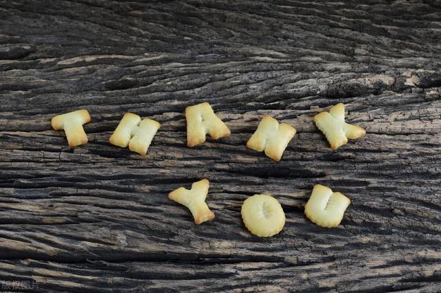 藜麦，美洲“灰灰菜”的种子，咋就成了提供全营养的“黄金谷物”