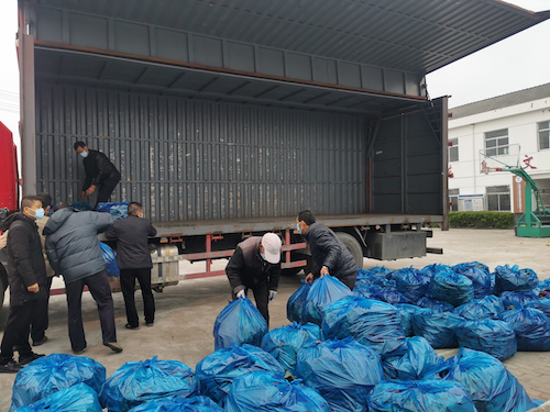 长三角一家亲，浙江嘉善捐赠16吨蔬菜送往上海青浦
