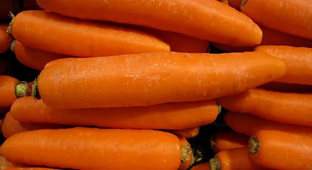 胡萝卜、散菜花降幅大，四季豆、白萝卜、葱头上涨，黄瓜小幅上调