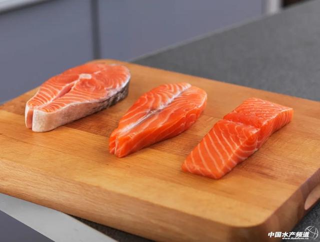 你吃到的挪威三文鱼是如何养殖的？