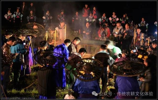 本周末，邀您去贵州观赏苗寨斗牛