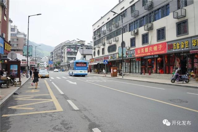 “风靡”华埠街头的“红头苍蝇”，一月之间不见踪影，到底发生了啥？