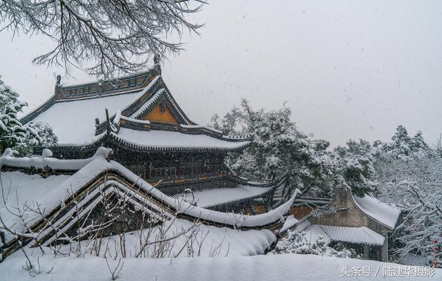 风雪惠山寺，一千五百多年后故事还在