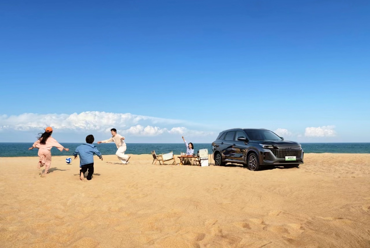五一家庭出行新选择！蓝电E荣耀版：大七座插混SUV，仅售9.98万