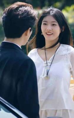 00年美女(最具潜力的00后女演员，精湛的演技和自然脸，让观众过目不忘)