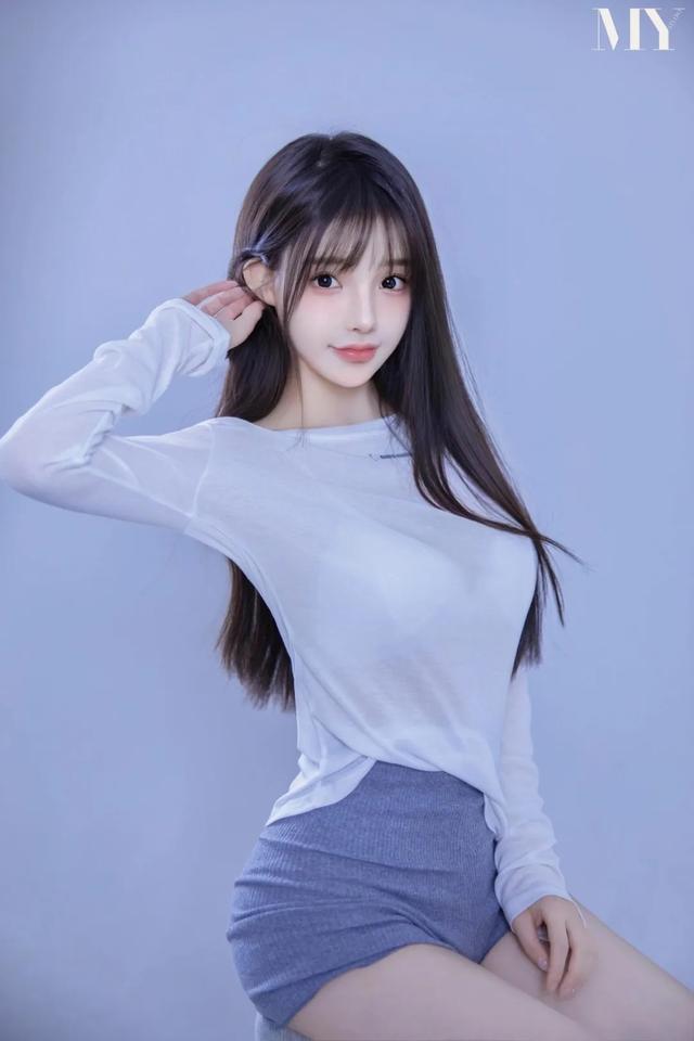 美女:活泼可爱的美女性感写真,炮姐穿搭还是遥遥领先