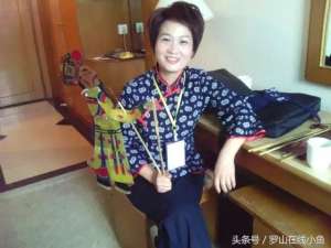 皮影美女头(罗山首位皮影戏女艺人王晓丽：一路艰辛一路歌)
