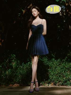 街舞团美女(16位美腿尤物女星大比武，借大家慧眼看看谁最美谁最熟谁最嫩)