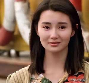 香江美女(“香江美女”张曼玉60岁现状，单身无子女，住平民区，依旧很美丽)