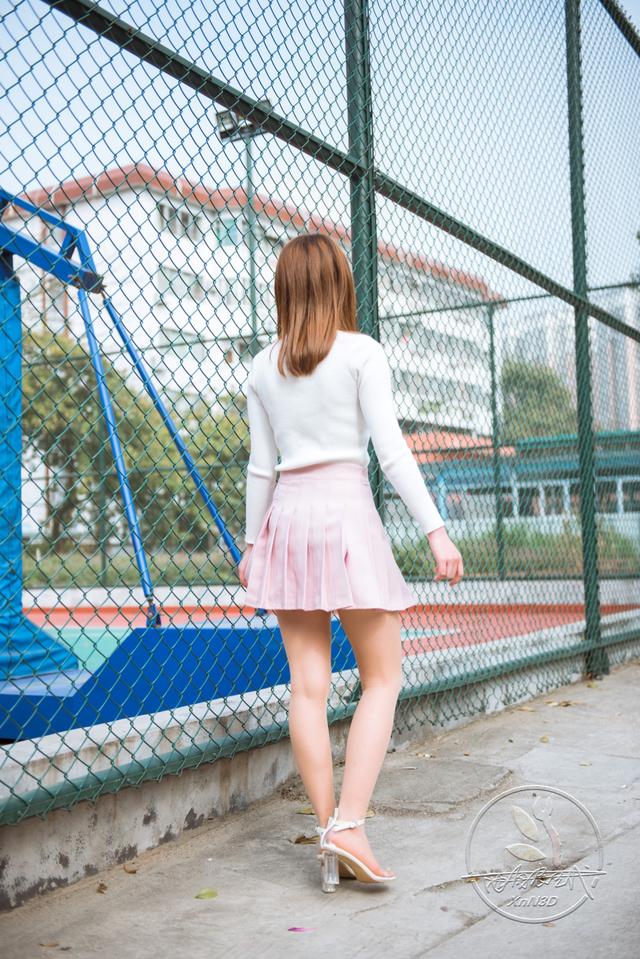 最美粉色百褶裙 - 甜美肉丝小美女