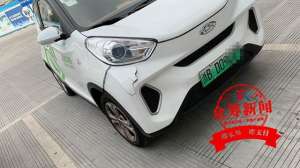 宁波共享汽车哪里有(宁波随处可见的共享汽车 三责险仅5万元 你敢开上路？)