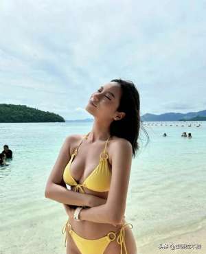 舞台美女秀(美丽新定义，夏日比基尼美女舞出独特韵味，震撼全场)