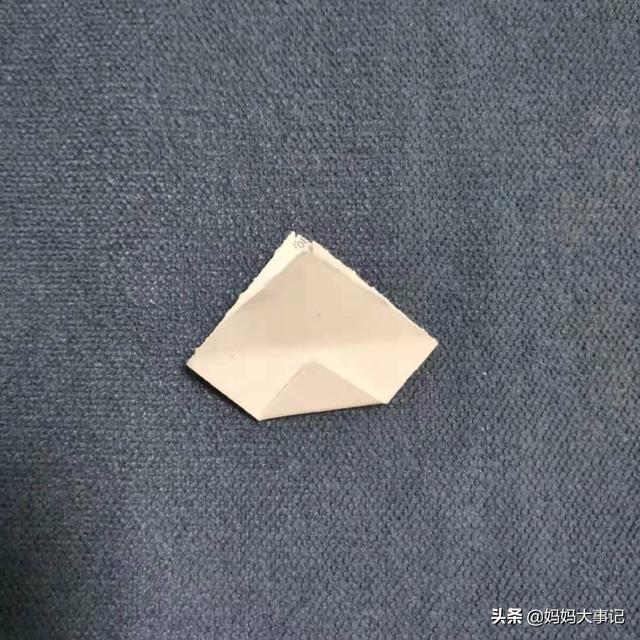 儿童手工折纸：小汽车，和孩子一起记住英语单词car