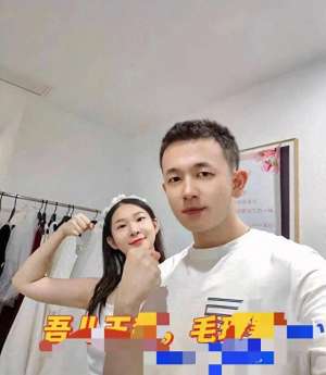 美女医生和帅哥病人(已婚女护士出轨男医生丈夫上门理论遭羞辱丈夫受辱自杀)