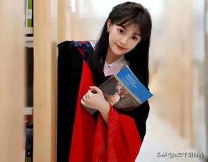 狐狸情趣美女(女人越骚男人越喜欢吗？ 有个姑娘，改变了我对骚的认知)