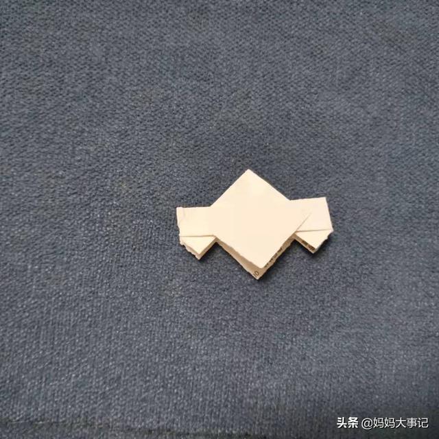 儿童手工折纸：小汽车，和孩子一起记住英语单词car