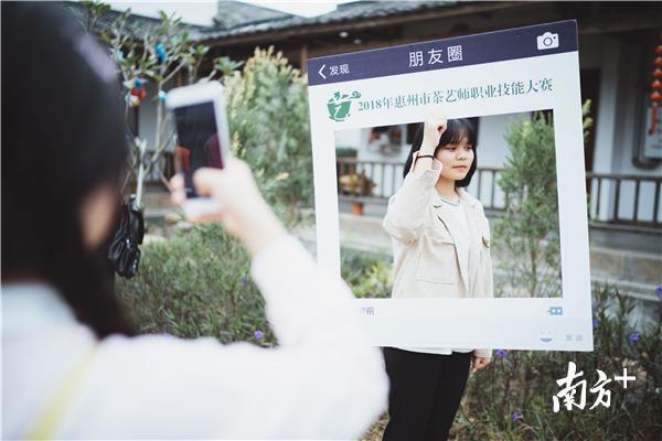 视频|惠州美女茶艺师“斗茶”,“请喝茶”可以很高雅!