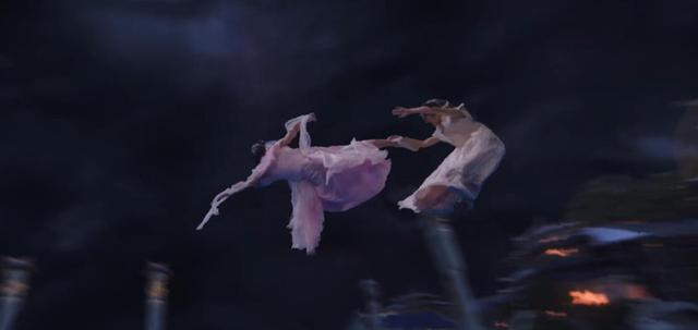 为还原小舞柔骨锁真拼,高空中把身体弯曲360°,张予曦腰力太逆天