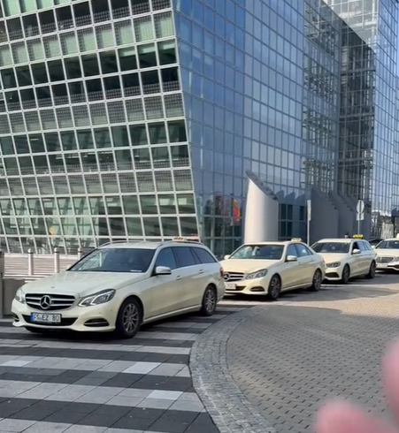 德国人都买什么车?看排行:奔驰第2,宝马第3,本田、日产不入流
