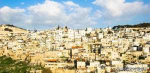 小美女敲猪(埃特加·凯雷特：砸猪)