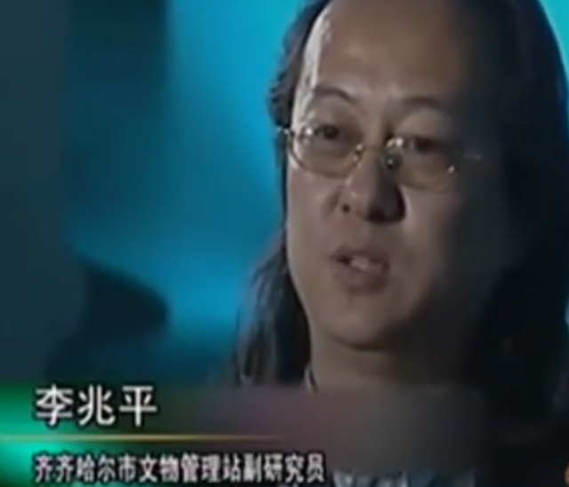 古老村庄三百年女尸惊悚复活,背后究竟隐藏着什么真相?