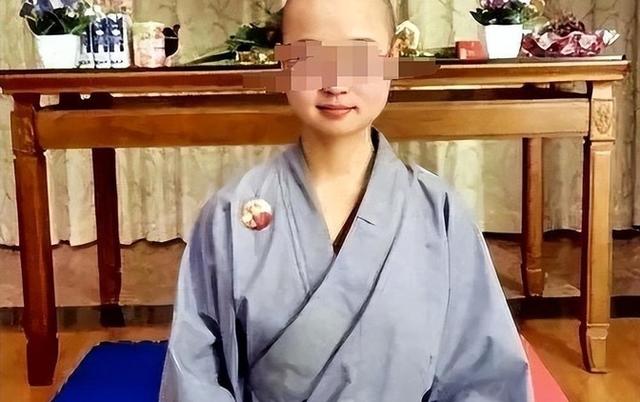 美女道士惊人秘术！九男徒弟齐揭底，真相令人咋舌